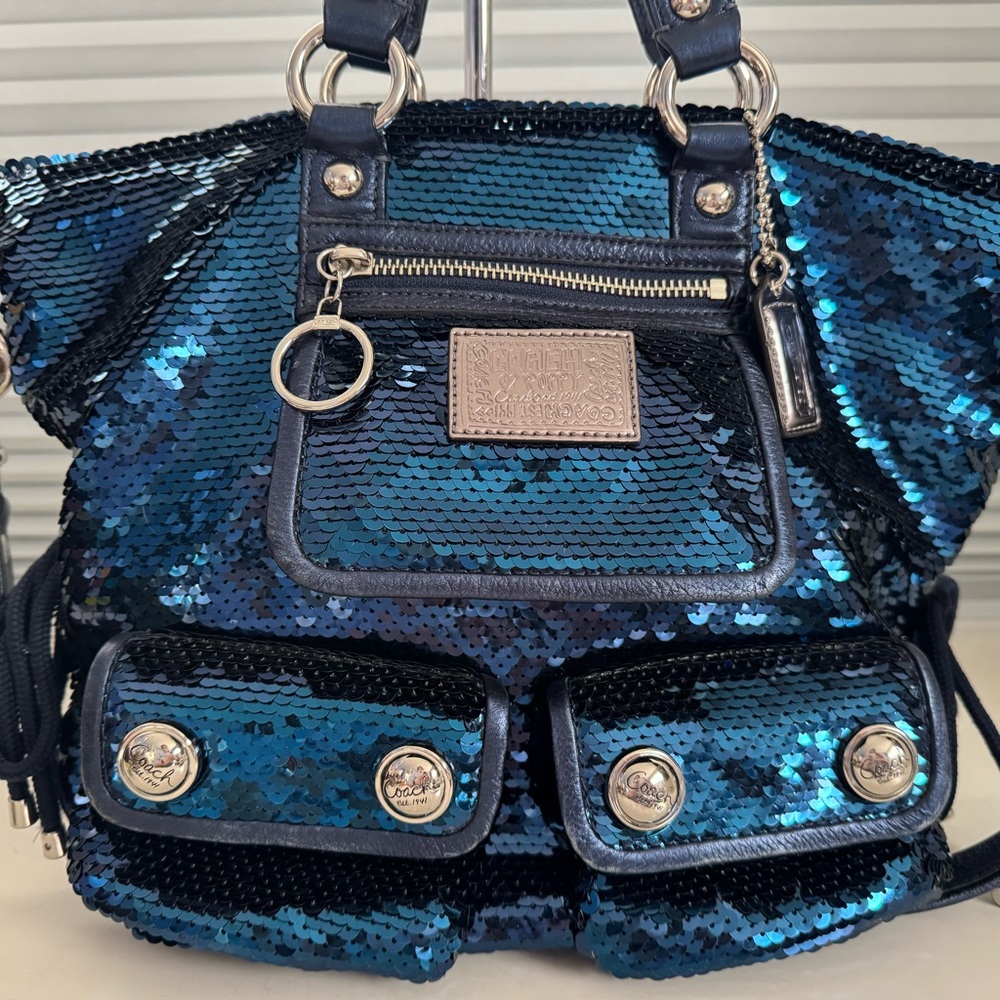 Sequined Navy Blue Women’s Tote Bag with Front Pockets - Picture 5 of 7